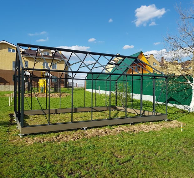 Винтовые сваи для теплиц в Луховицах